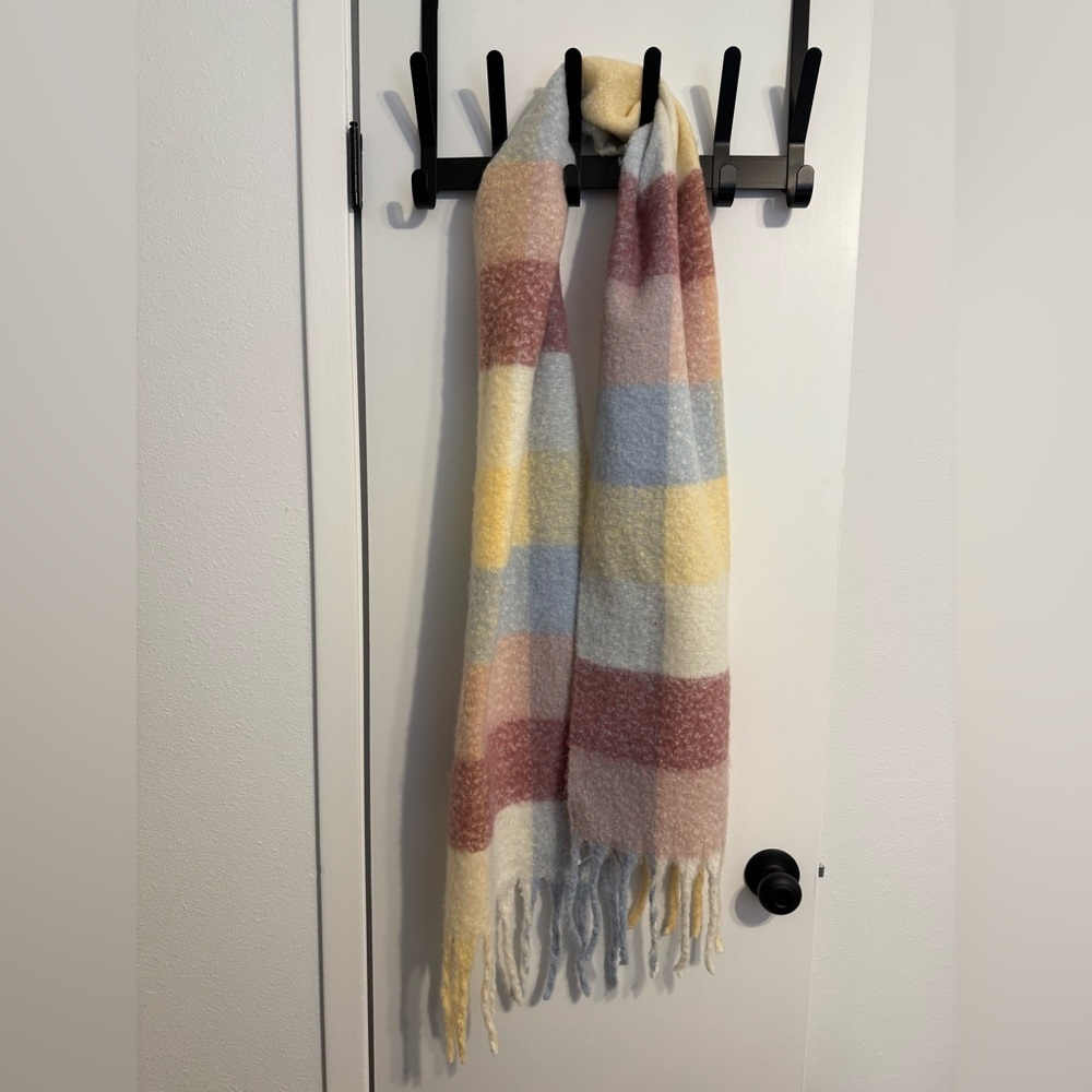 Old Navy Scarf